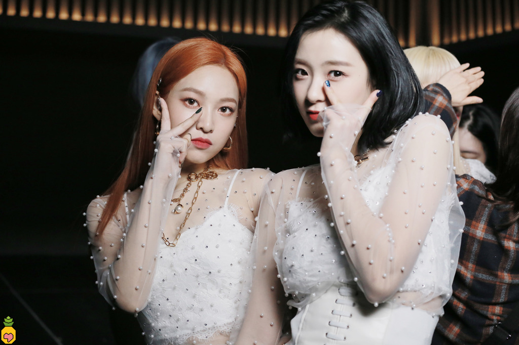 998B693A5ECCDB900ACC2A