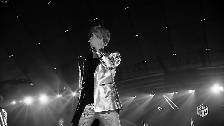 150430 Jonghyun @ Especial 'SHINee World 2014 ~I'm Your Boy~ Special Edition in Tokyo Dome' en Music On. ?fname=http%3A%2F%2Fcfile22.uf.tistory