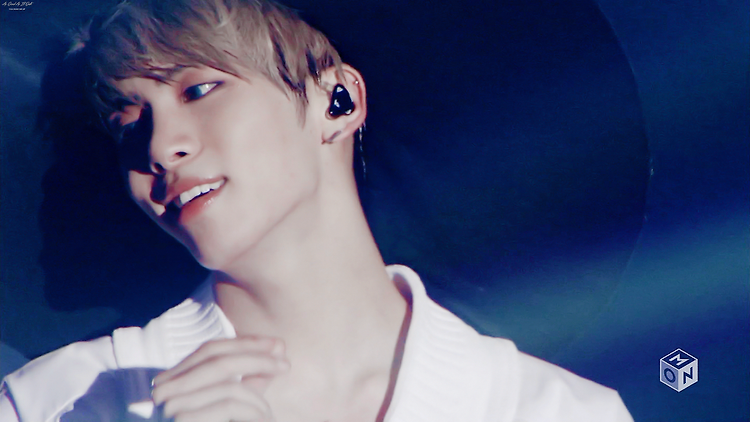 150430 Jonghyun @ Especial 'SHINee World 2014 ~I'm Your Boy~ Special Edition in Tokyo Dome' en Music On. ?fname=http%3A%2F%2Fcfile24.uf.tistory