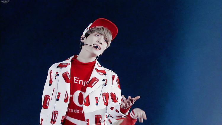 150430 Jonghyun @ Especial 'SHINee World 2014 ~I'm Your Boy~ Special Edition in Tokyo Dome' en Music On. ?fname=http%3A%2F%2Fcfile24.uf.tistory