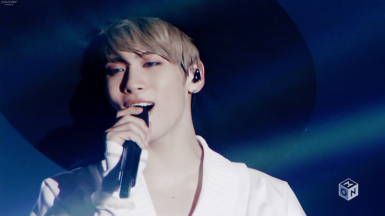 150430 Jonghyun @ Especial 'SHINee World 2014 ~I'm Your Boy~ Special Edition in Tokyo Dome' en Music On. ?fname=http%3A%2F%2Fcfile5.uf.tistory