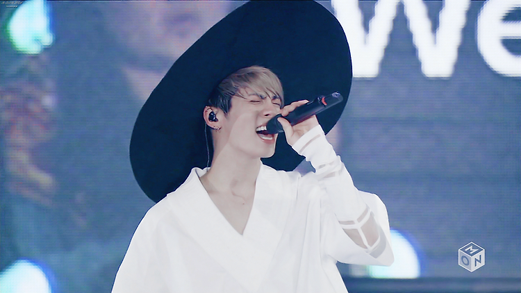 150430 Jonghyun @ Especial 'SHINee World 2014 ~I'm Your Boy~ Special Edition in Tokyo Dome' en Music On. ?fname=http%3A%2F%2Fcfile9.uf.tistory