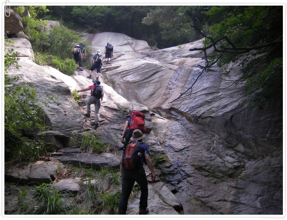 [제54차 정기] 바짝마른 지계곡길로.. 루폭, 선녀폭 (2011.6/18토)