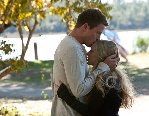 우리의 용감함을 보여주지! 시간과 맞짱뜬 연인들!