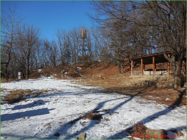 북한산 대피소와 용암사지 석탑