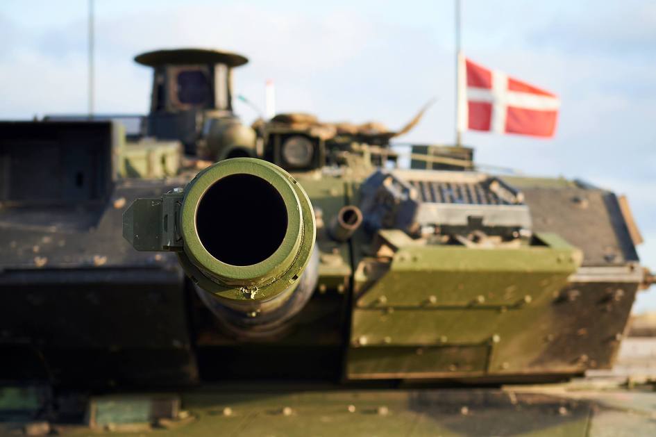 더블클릭을 하시면 이미지를 수정할 수 있습니다