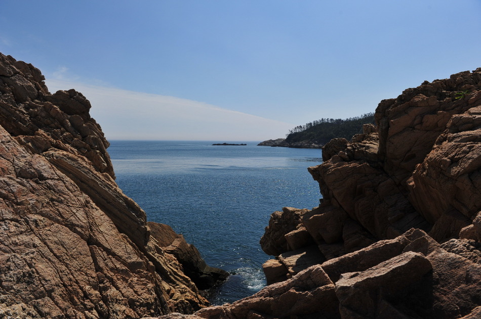 섬을 거닐다 : 어청도 - 아름다운 등대 가는 길