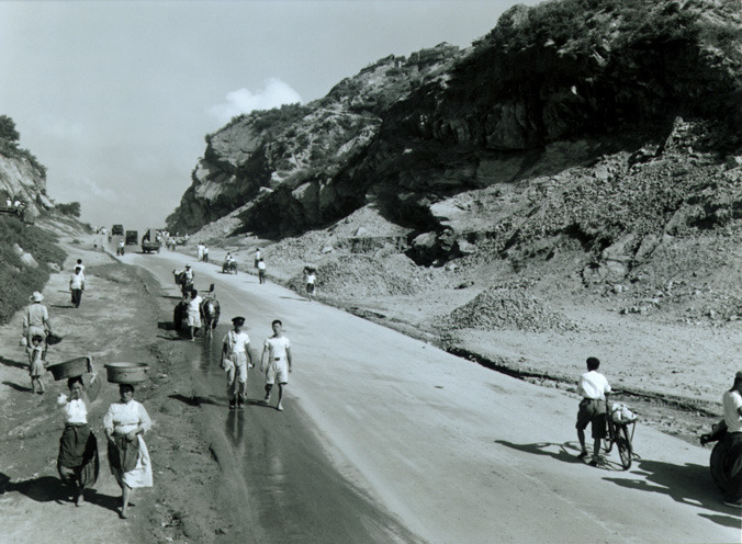 무악재 도로 확장 공사(1961)