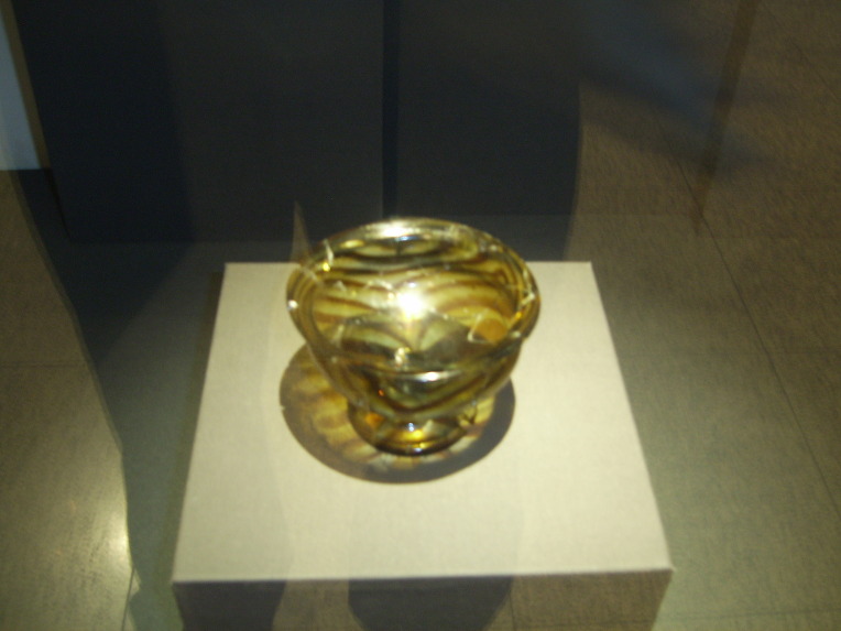 보물624호 유리잔