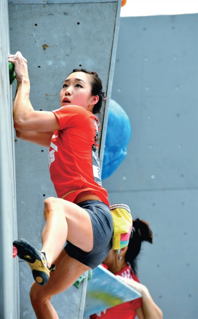 [스포츠 우먼파워]김자인 스포츠클라이밍 선수 "훈련ㆍ정신력… 못 오를 곳 없죠"