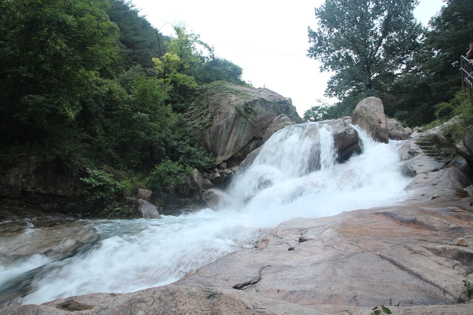 상운사와 국녕사계곡의 얼음폭포