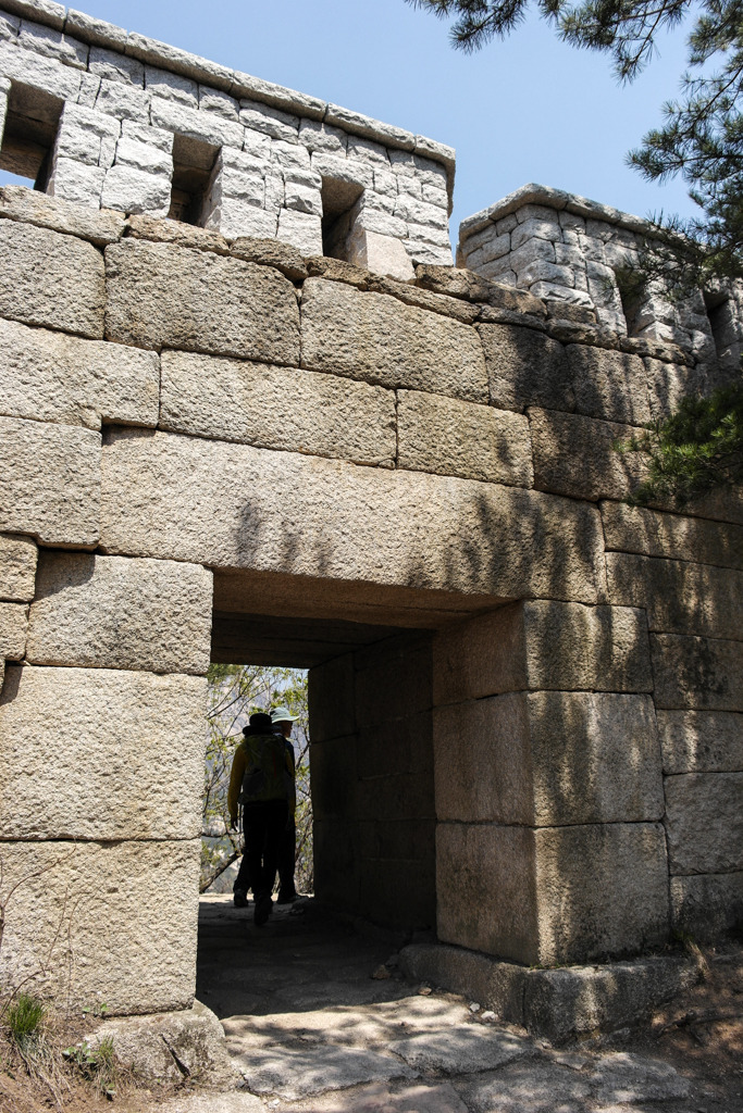 북한산 의상봉 능선.