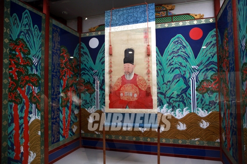 [포토]임금님의 초상화를 모시는 창덕궁 선원전 감실 재현