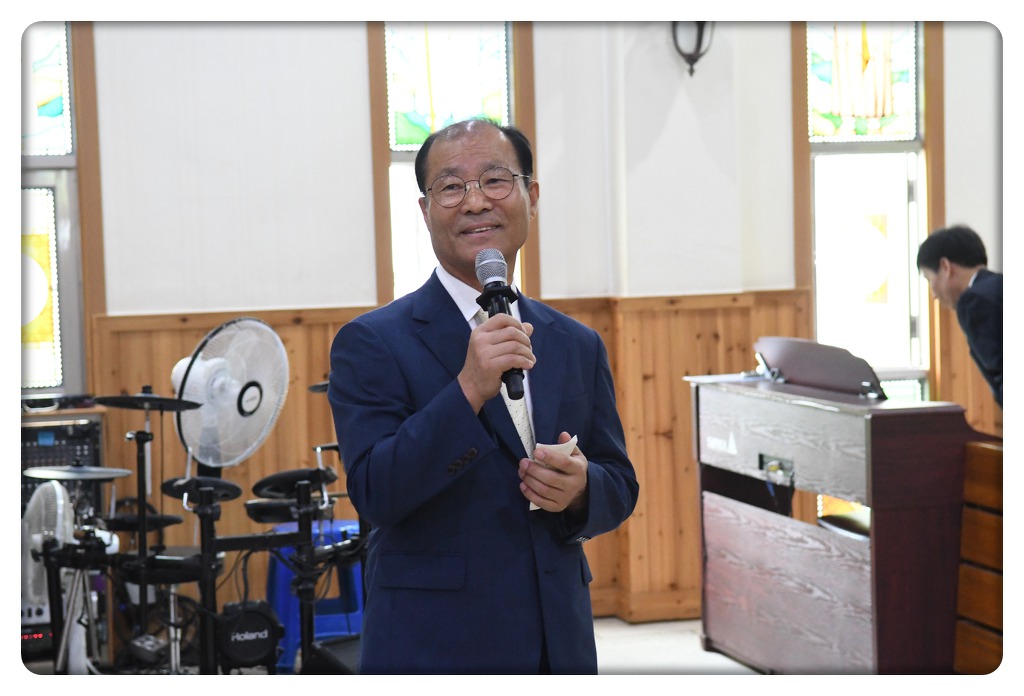 더블클릭을 하시면 이미지를 수정할 수 있습니다