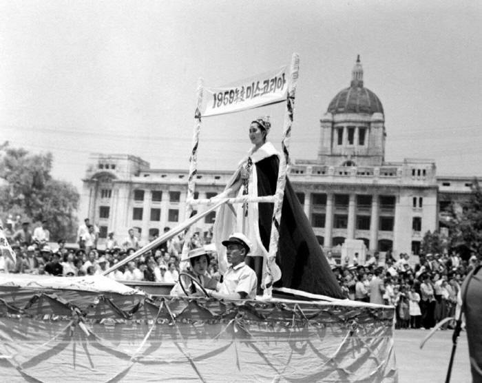 1957년 제1회 미스코리아 선발대회 - 그때 그시절 그추억