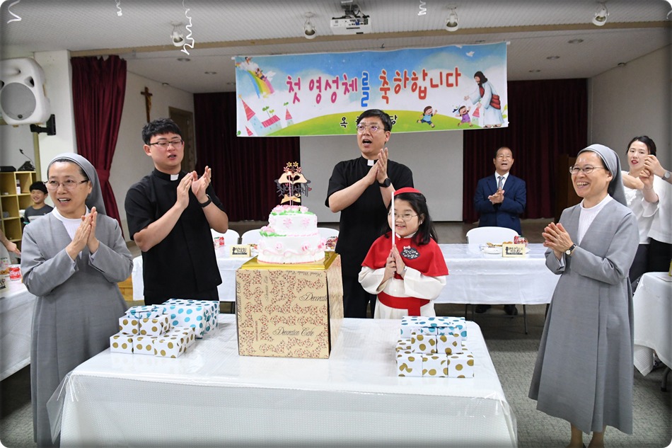 더블클릭을 하시면 이미지를 수정할 수 있습니다