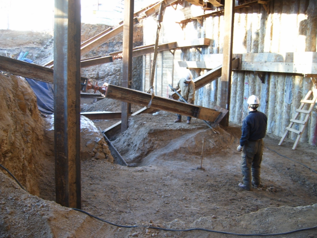 흙막이 가시설 8. 렉카 설치