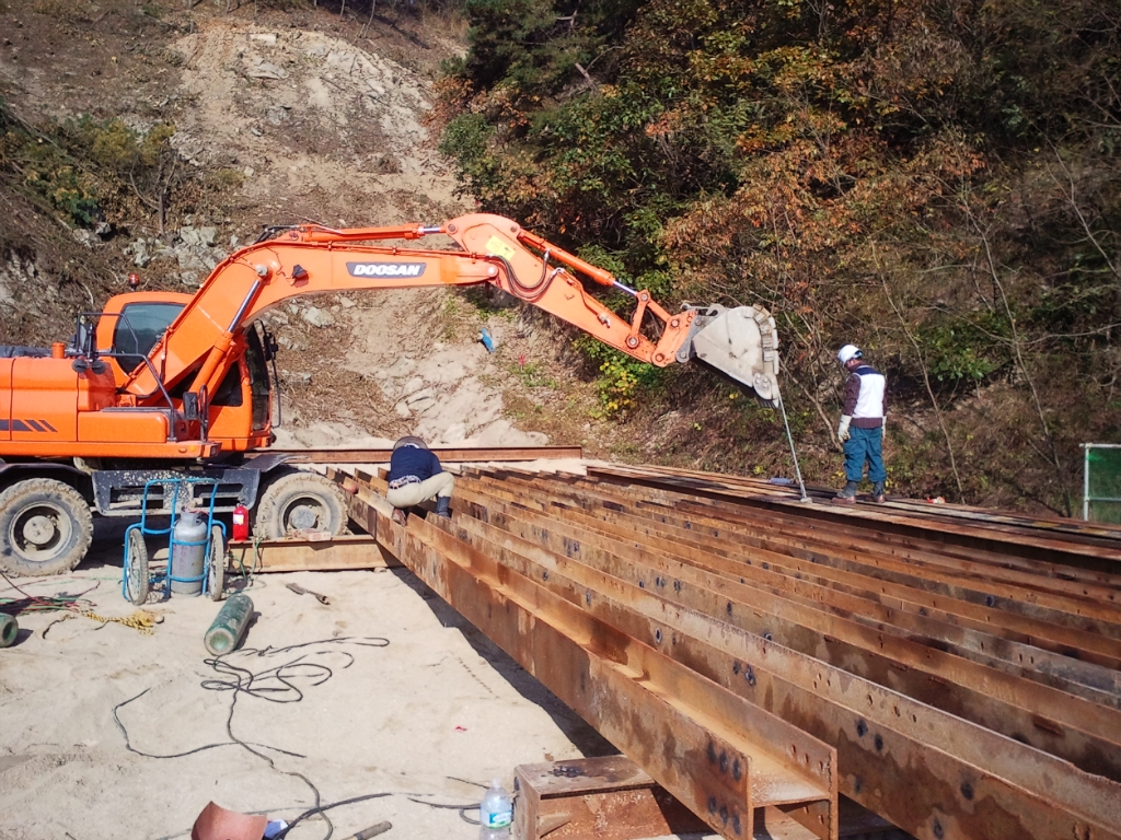 흙막이 가시설 1. 파일 연결