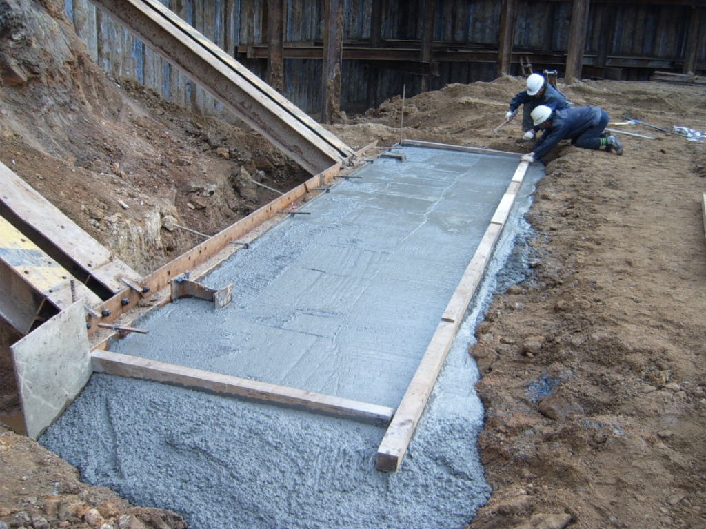 흙막이 가시설 8. 렉카 설치