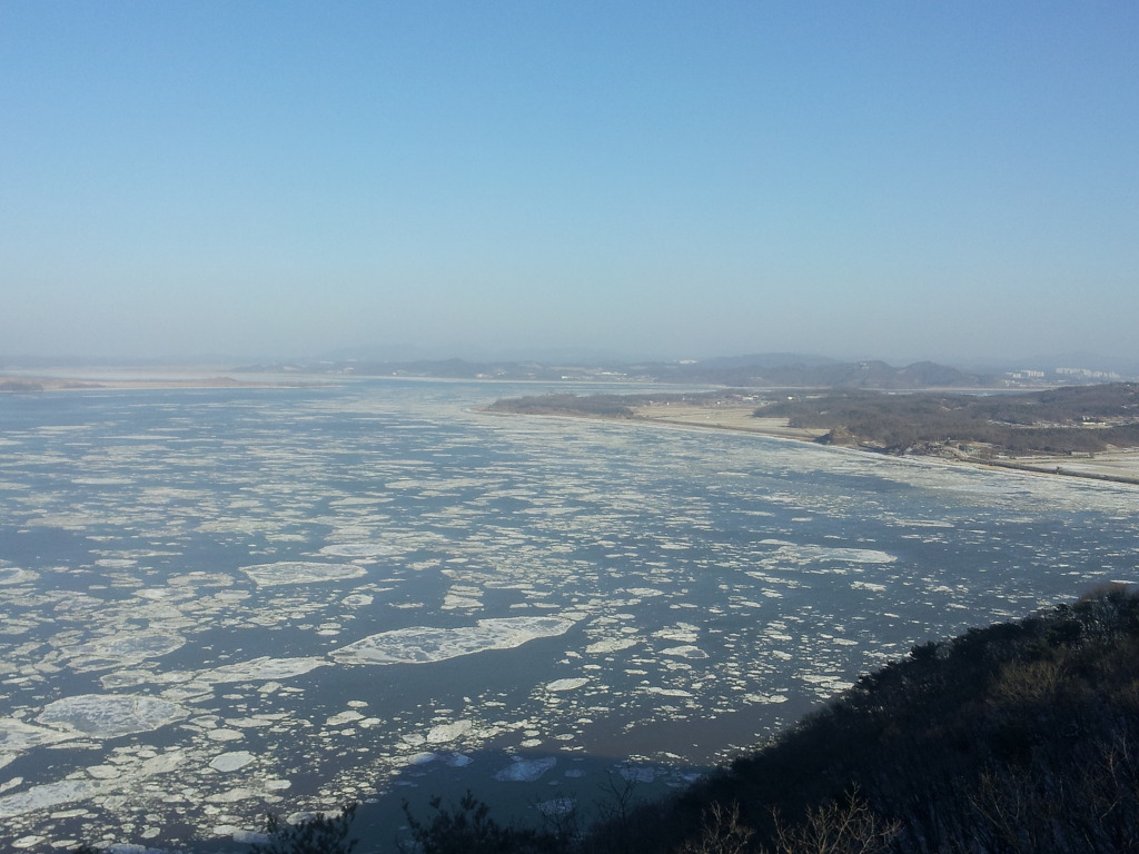 김포애기봉에서 바라본 북한