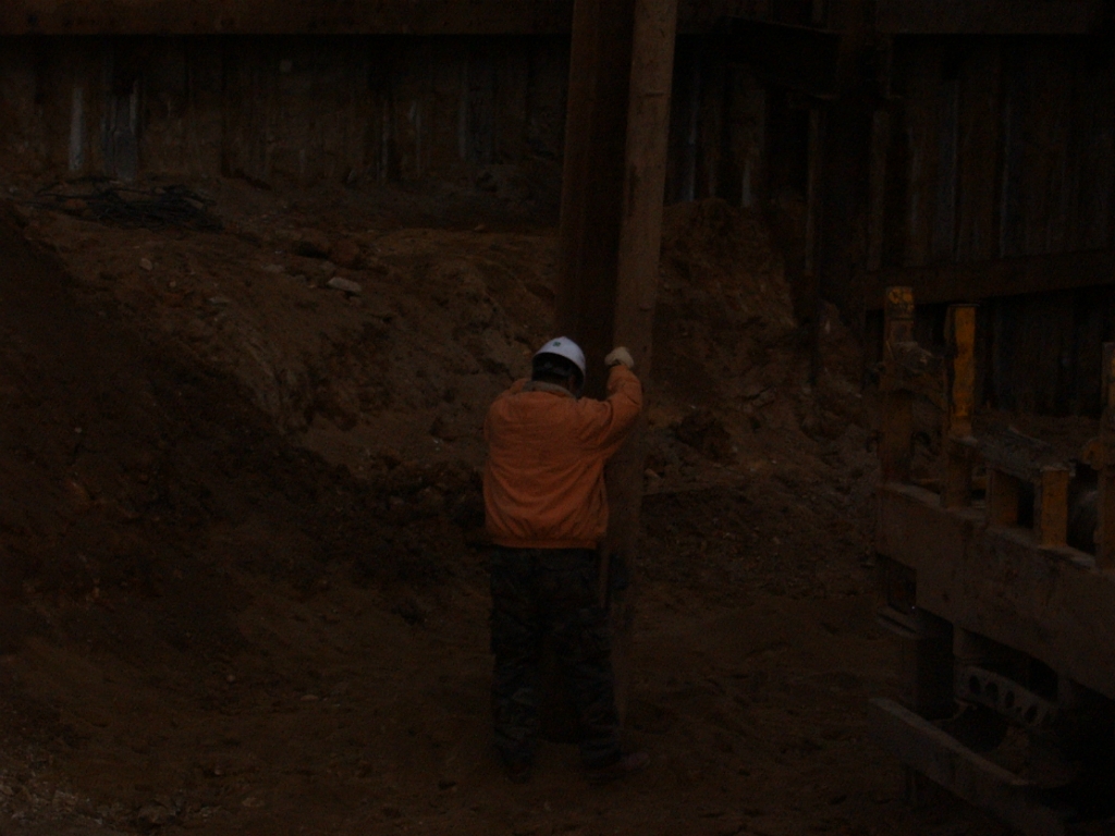 흙막이 가시설 8. 렉카 설치