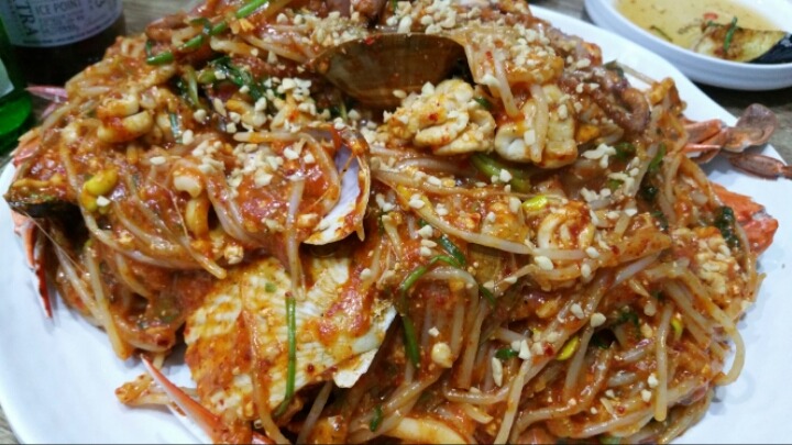 해물탕은 김해 