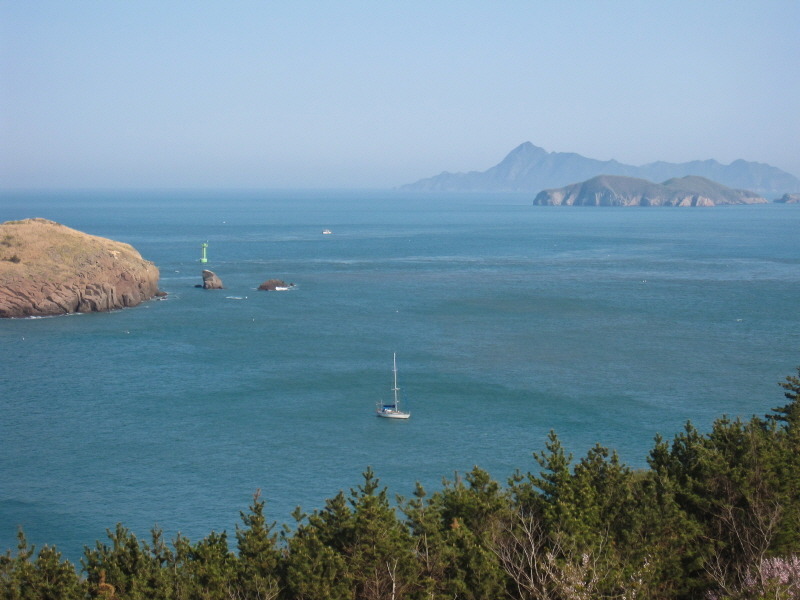 굴업도에서 바라본 선갑도 - 귀농사모-