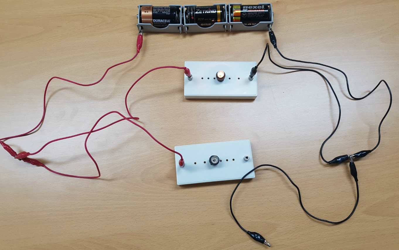 전구 병렬 연결시 밝기 변화 - ☞ 물리 (비댓 금지) - 물♡화♡생♡지