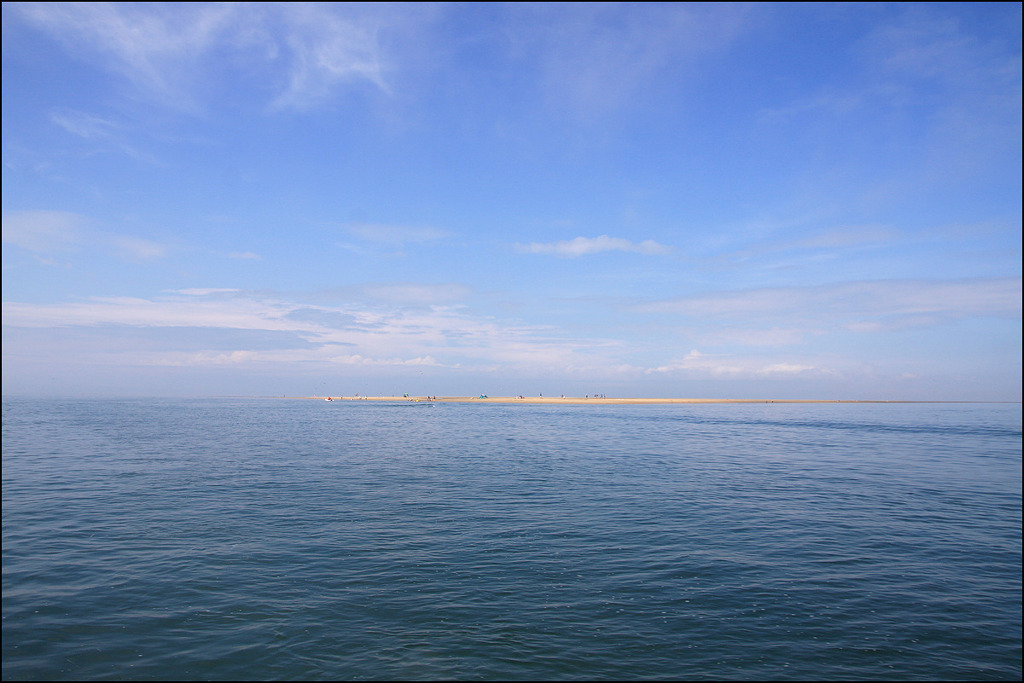 바다에서 바라본 대이작도 풀등..