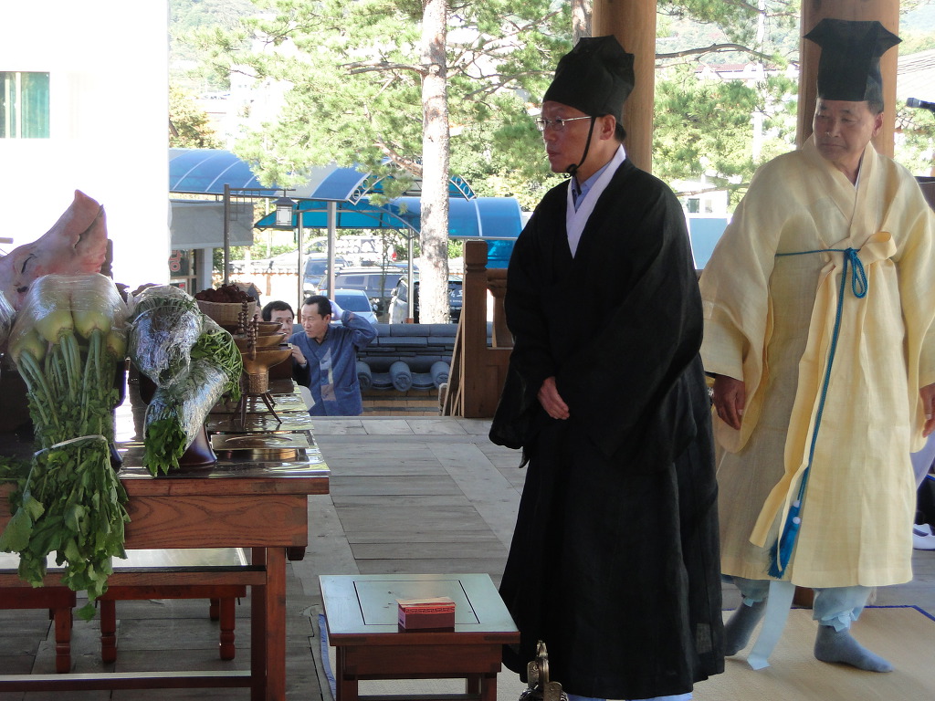 더블클릭을 하시면 이미지를 수정할 수 있습니다