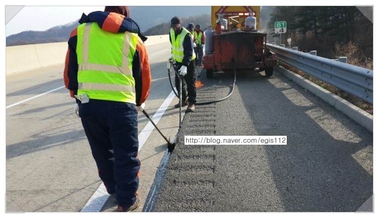 고속도로 갓길도 문제없어요~ - 갓길충진 - 부대토목 전문가들이 모이는 공간