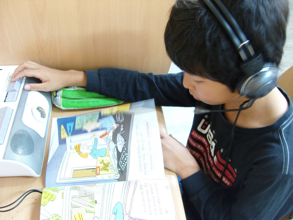 더블클릭을 하시면 이미지를 수정할 수 있습니다