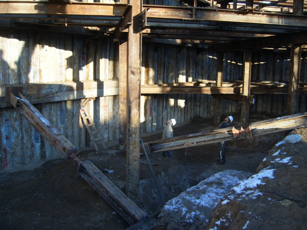 흙막이 가시설 8. 렉카 설치