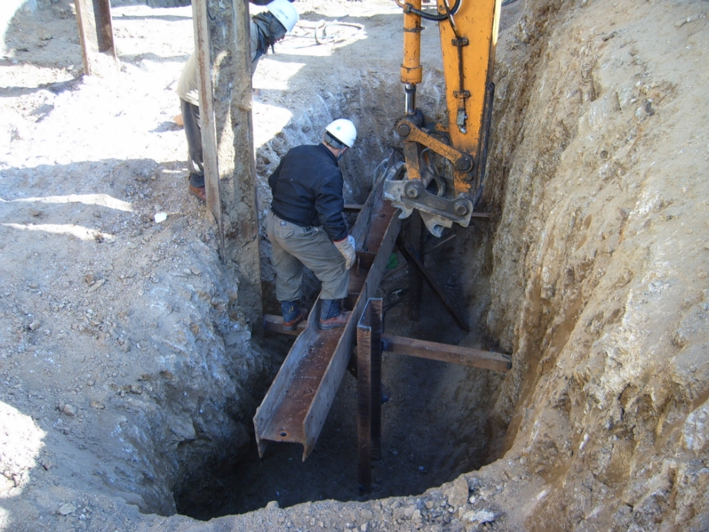 흙막이 가시설 8. 렉카 설치