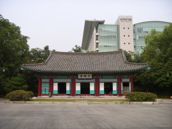[성균관] 자수궁(慈壽宮)의 재목을 옮겨지었다가 소실된 비천당(丕闡堂) 건물의 내력