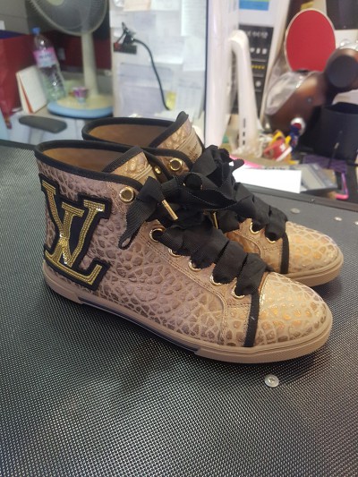 더블클릭을 하시면 이미지를 수정할 수 있습니다