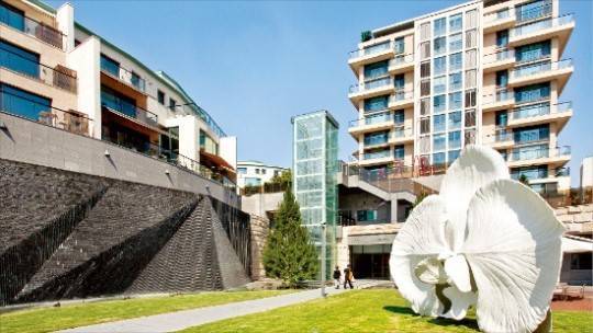 더블클릭을 하시면 이미지를 수정할 수 있습니다