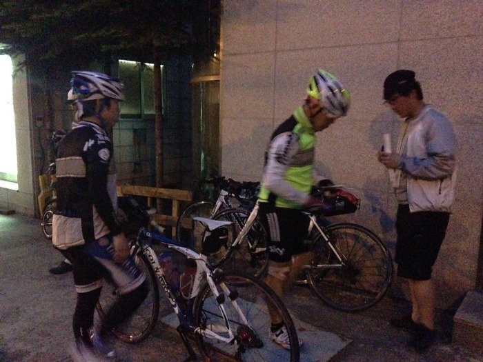 더블클릭을 하시면 이미지를 수정할 수 있습니다