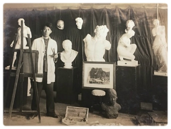 저고리에 치마입은 천재시인 이상