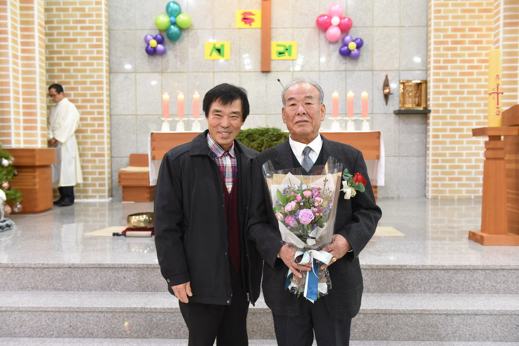 더블클릭을 하시면 이미지를 수정할 수 있습니다