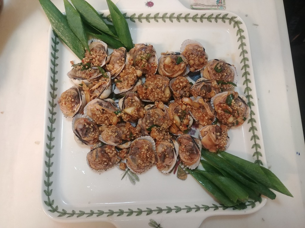 더블클릭을 하시면 이미지를 수정할 수 있습니다