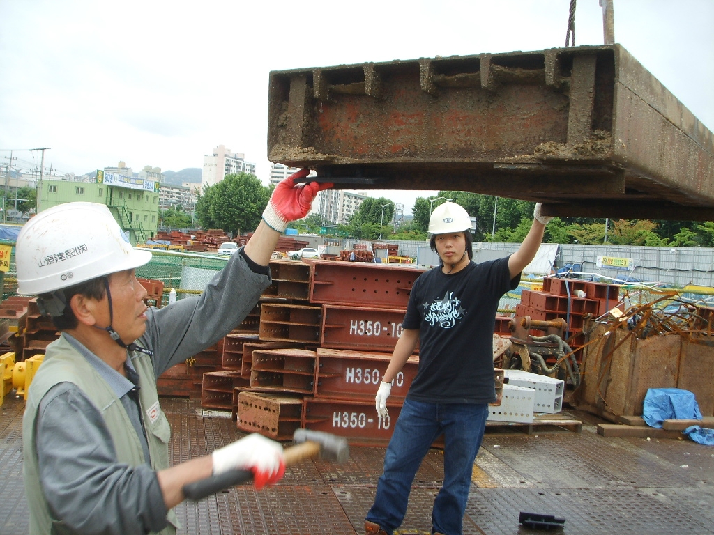 흙막이 가시설 6. 복공판설치 - (5) 복공판 설치