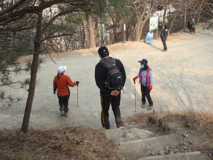 더블클릭을 하시면 이미지를 수정할 수 있습니다