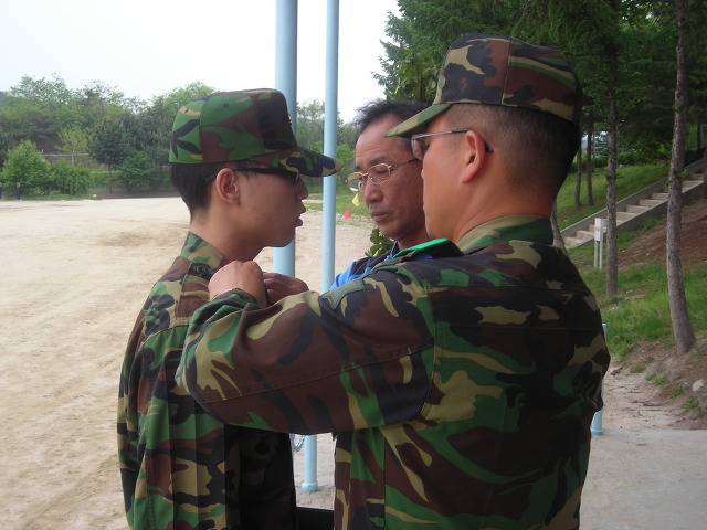 전문하사 1호가 탄생했습니다 - 공지사항 - 6사단 공병대대
