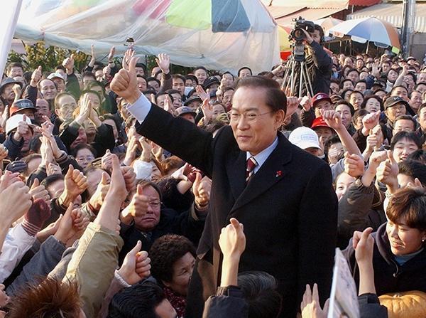 이회창! 그는 누구인가 - ―…걸어온 길…― - 이회창사랑 : 이회창 전 국무총리 공식 팬카페