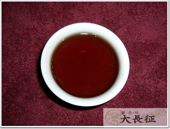 2006년 금침백련 숙차 - 기타차창 - 천년의향기(茶)