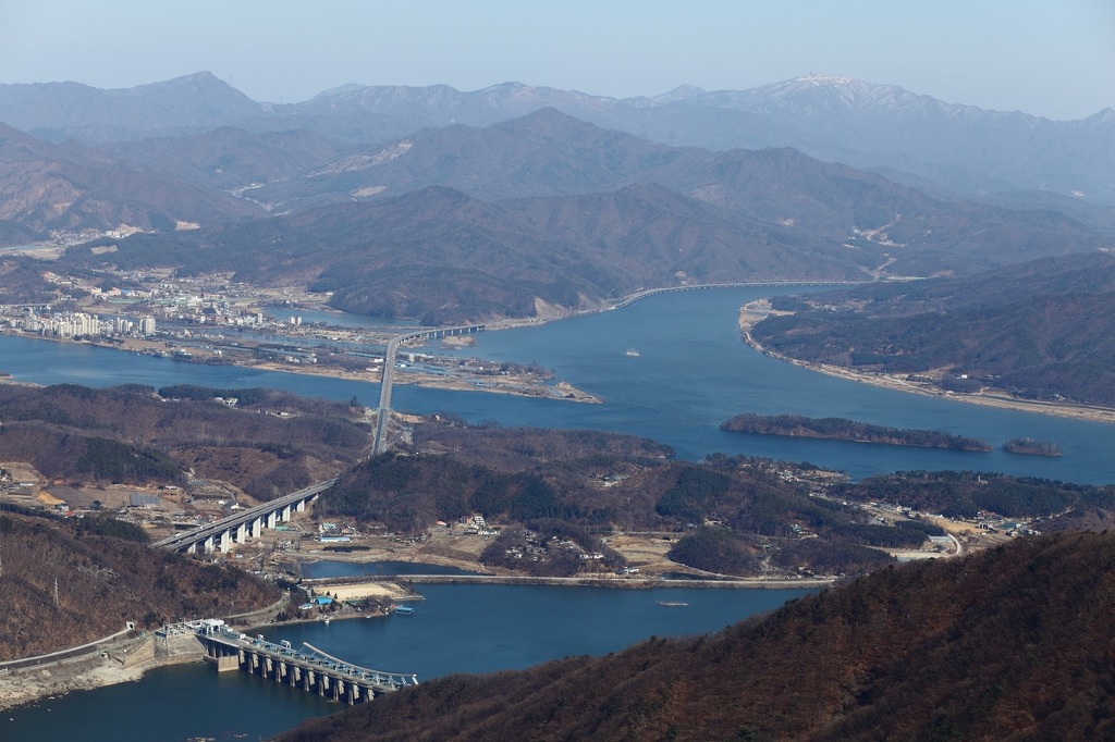 검단산 정상에서 바라본 두물머리 일대 전경