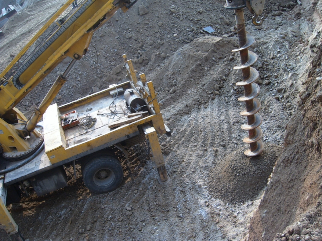 흙막이 가시설 8. 렉카 설치