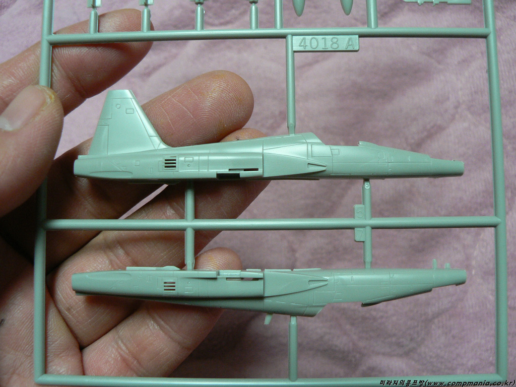 F-5E TIGER ROKAF #1003 [1/144 ACE CORPORATION MADE IN KOREA] - Ⅱ AERO   Chopper - 미라지의 콤프방