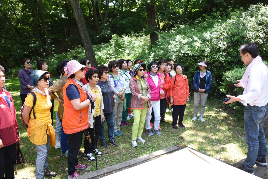 더블클릭을 하시면 이미지를 수정할 수 있습니다
